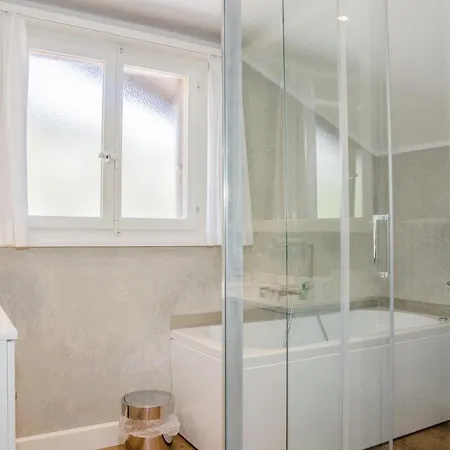 Domek alpejski Dolphin New! *